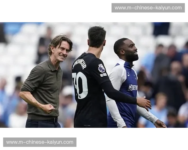 热刺主帅弗兰克本赛季对曼城1胜1平，创球队近九年最佳战绩